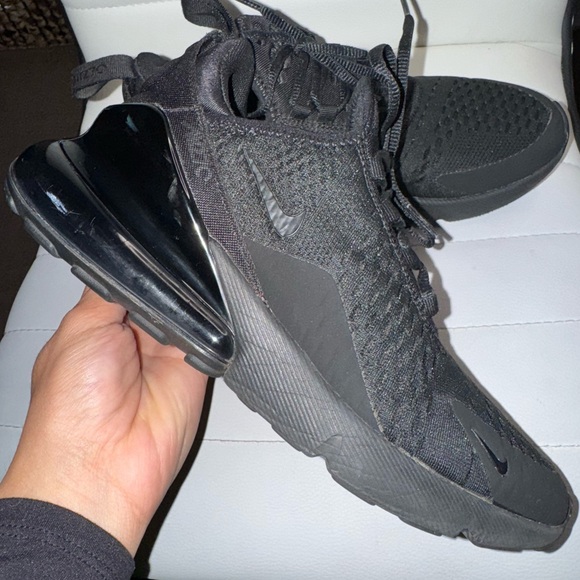 Nike Air Max 270  Black Sneakers Woman’s 8 - Picture 4 of 15